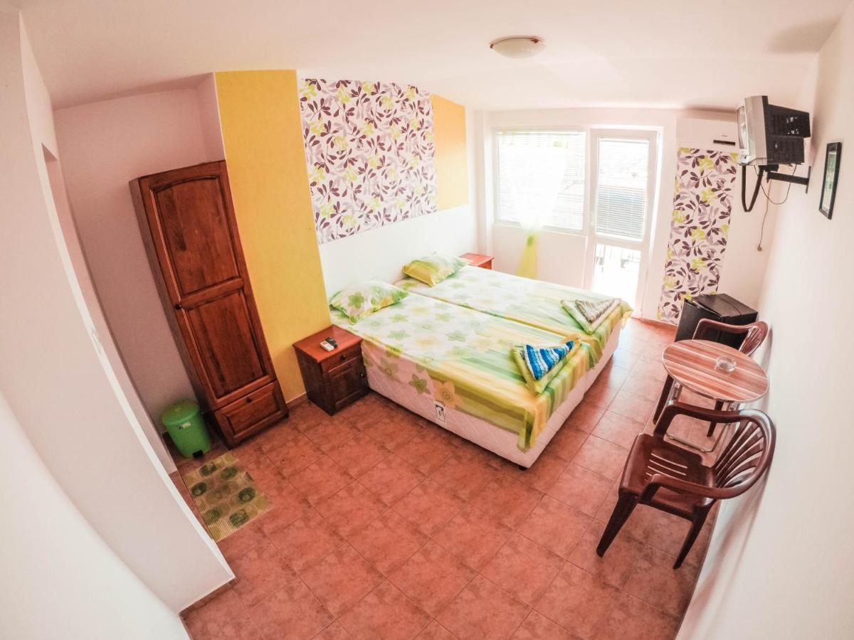 Guest House Gabriel Созополь Екстер'єр фото